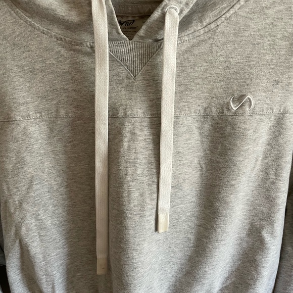 Cropped TLF Hoodie! - Picture 2 of 3